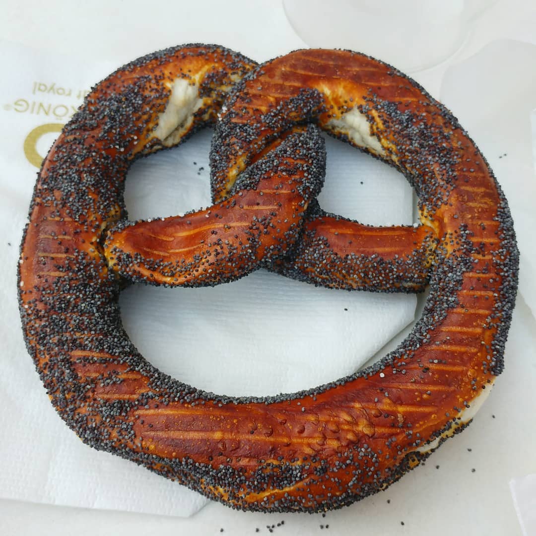 Bretzel aux graines de pavot